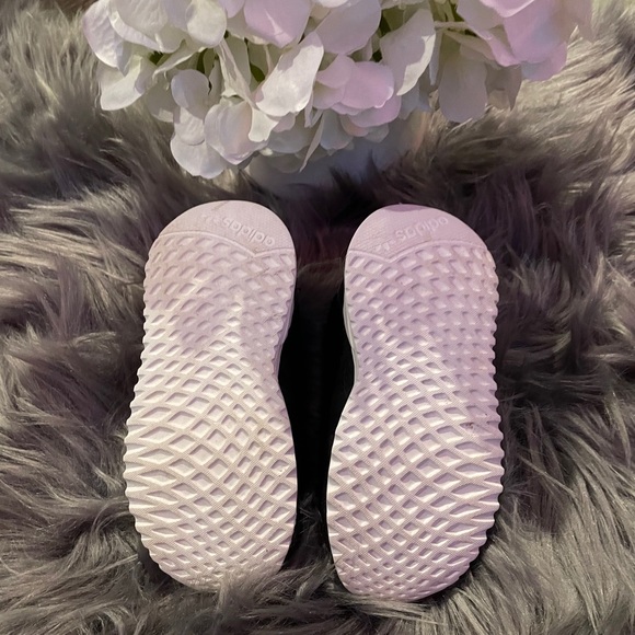 Toddler adidas size 6 black - Picture 3 of 5